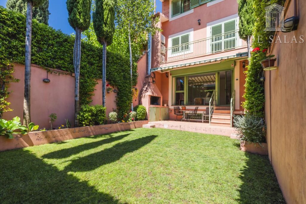 Inmuebles 2 Bonita casa adosada cerca de zonas verdes