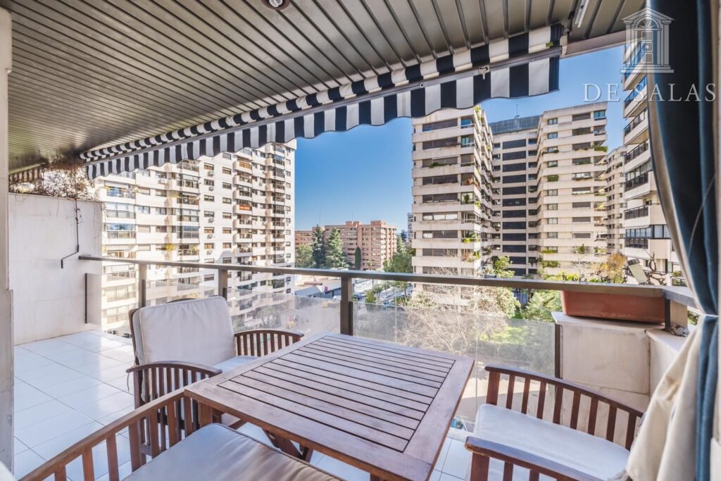 Inmuebles 4 Exclusivo piso con terraza en La Paz