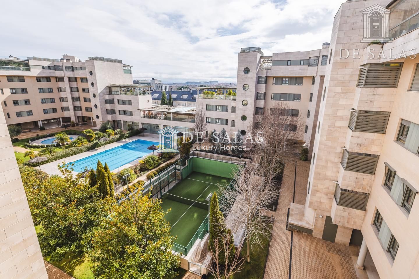 Maravilloso piso con muchas posibilidades en Palomas