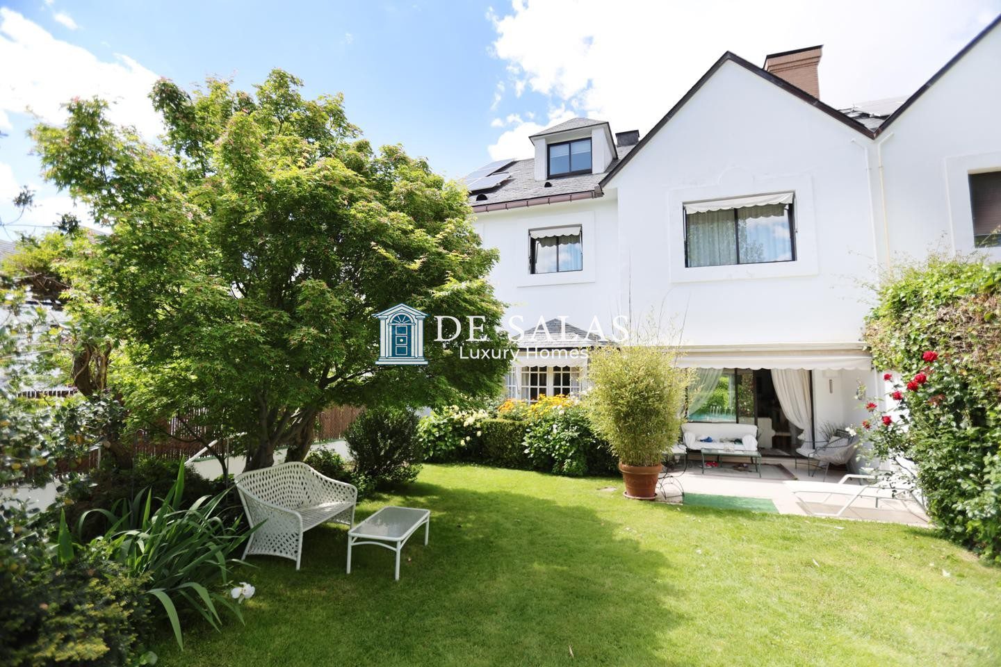 Espectacular y exclusivo chalet pareado en Conde Orgaz