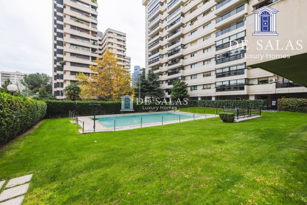 Exclusivo piso con terraza en La Paz — 24