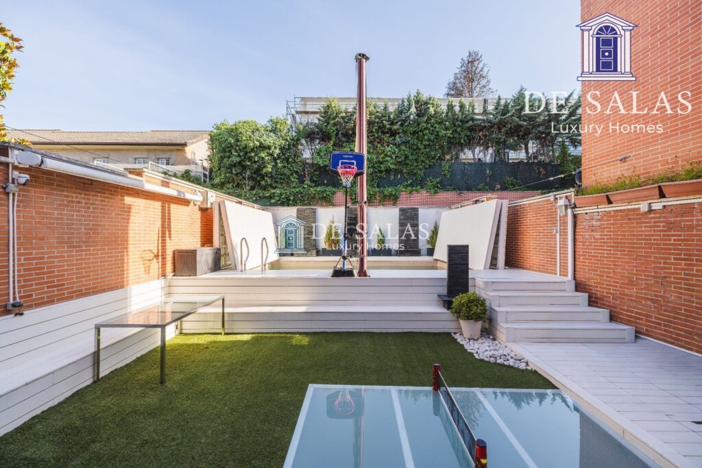 Espectacular Chalet Adosado en el Parque de Conde Orgaz — 4