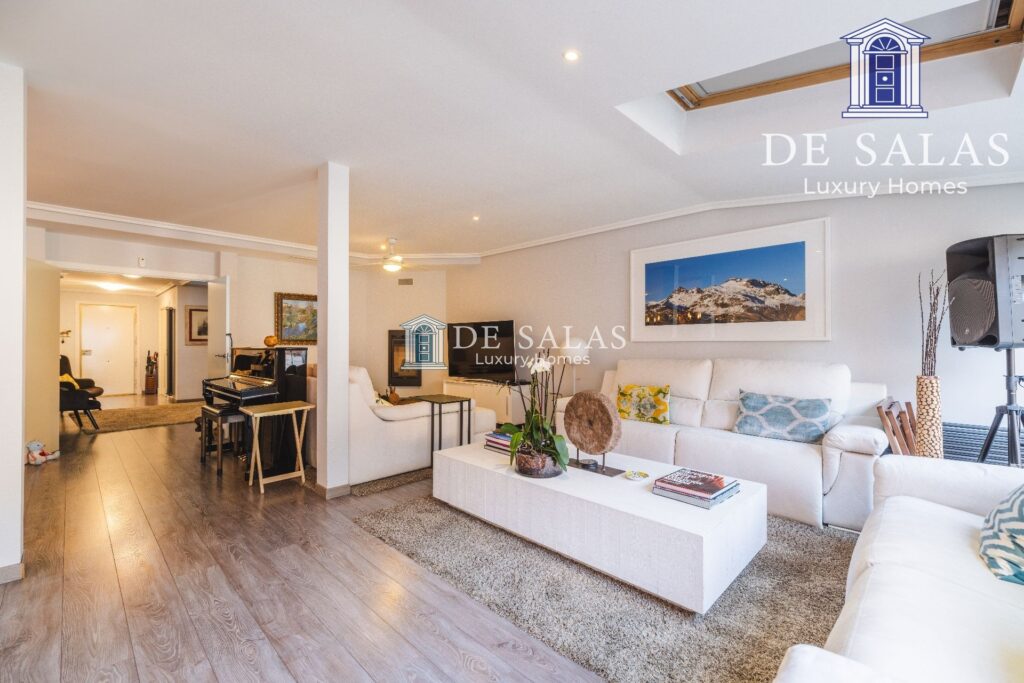 Espectacular Chalet Adosado en el Parque de Conde Orgaz — 7