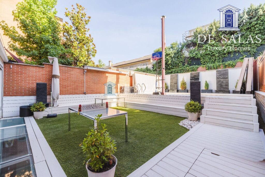 Espectacular Chalet Adosado en el Parque de Conde Orgaz — 2
