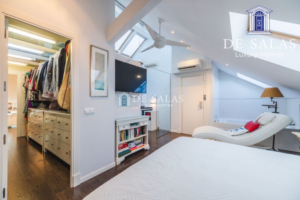 Espectacular Chalet Adosado en el Parque de Conde Orgaz — 35