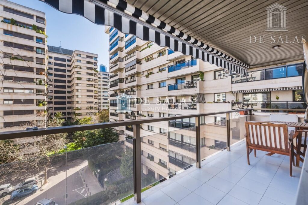 Exclusivo piso con terraza en La Paz — 4