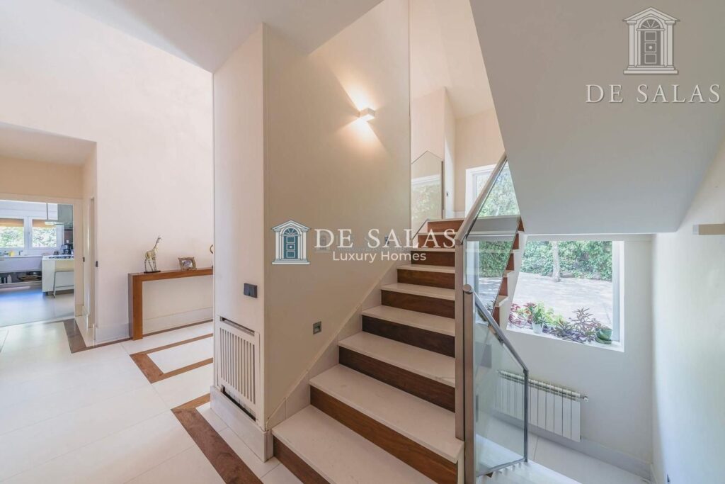Magnífico chalet independiente de 850 m2 construidos y 2.900m² de parcela. — 23