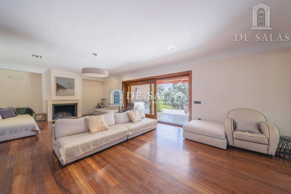 Magnífico chalet independiente de 850 m2 construidos y 2.900m² de parcela. — 14